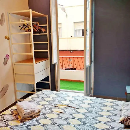 Amplio, Luminoso Y Centrico. Decoracion Cuidada. 公寓 阿利坎特